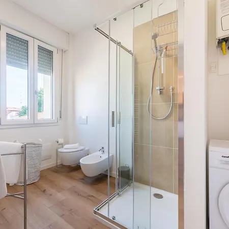 Chic Little Flat Near Center Parma