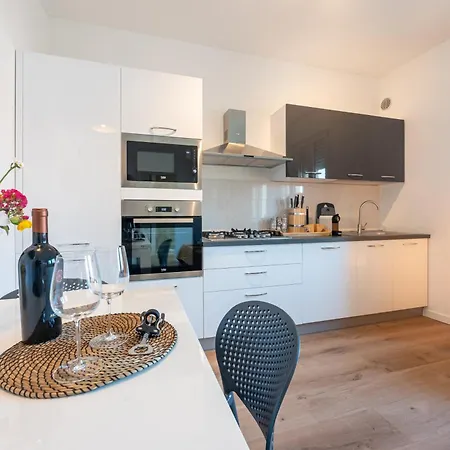 Apartment Chic Little Flat Near Center